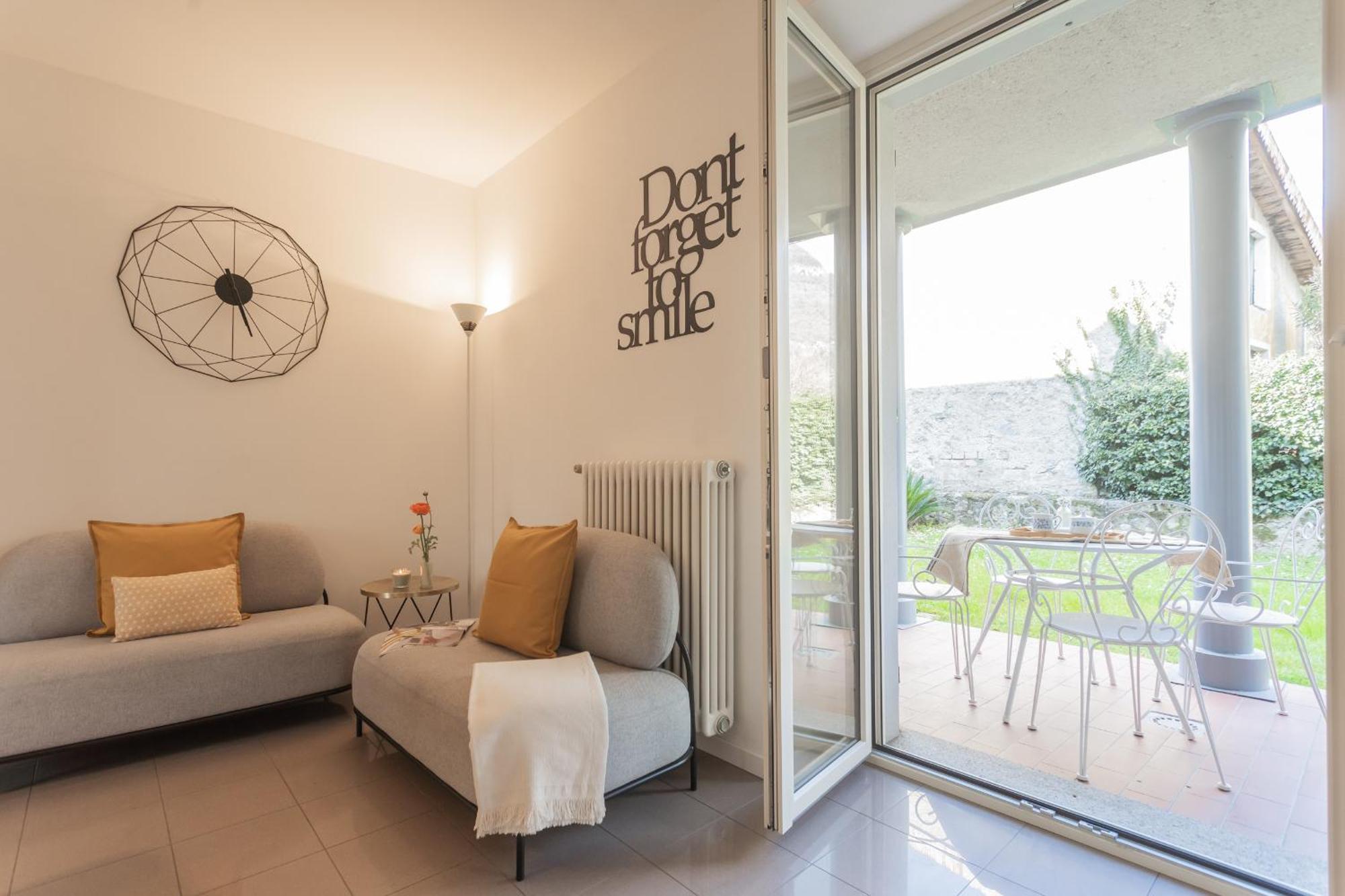 Ponente Balcony & Garden By Rent All Como Gravedona Eksteriør bilde