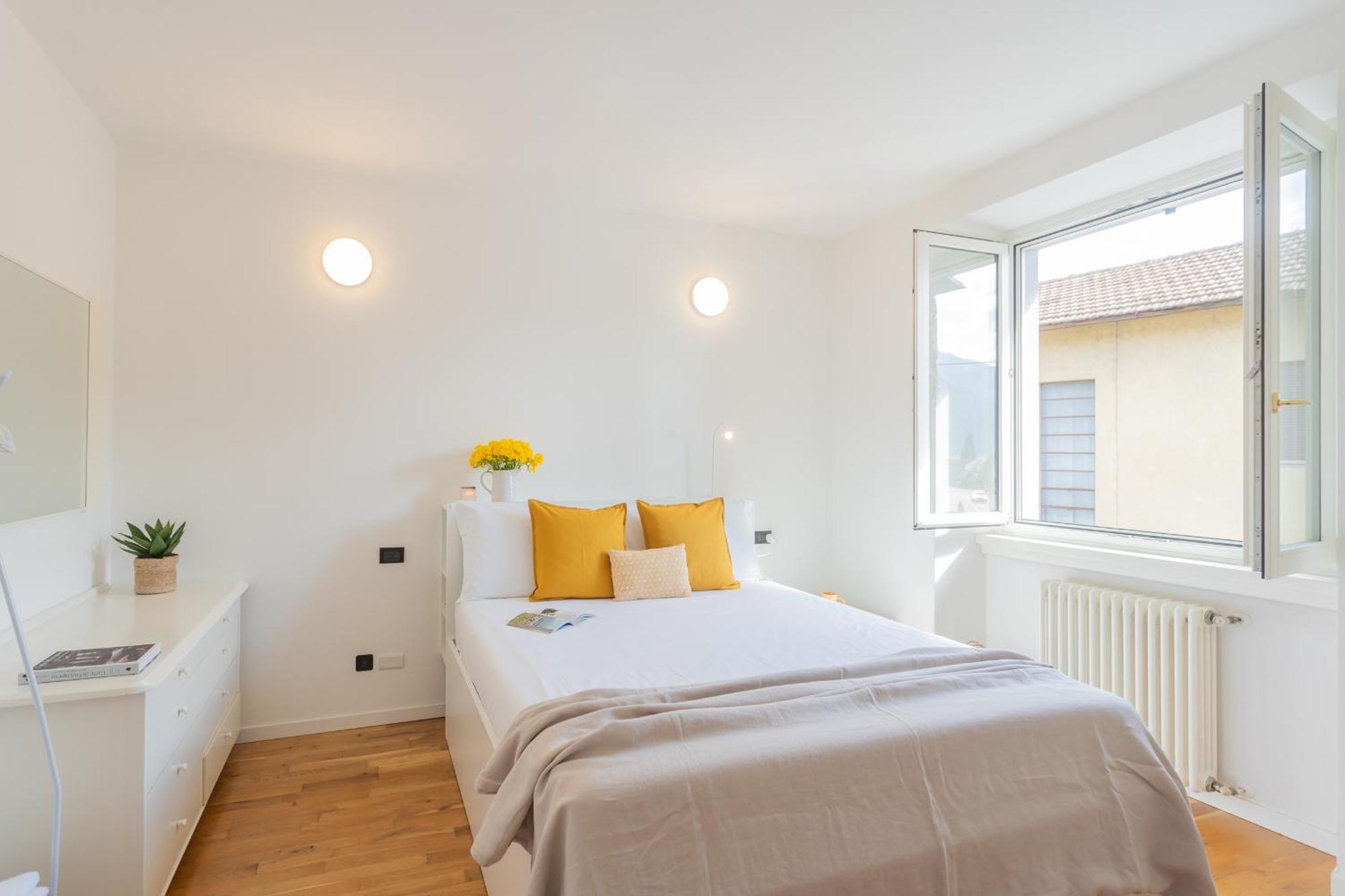Ponente Balcony & Garden By Rent All Como Gravedona Eksteriør bilde