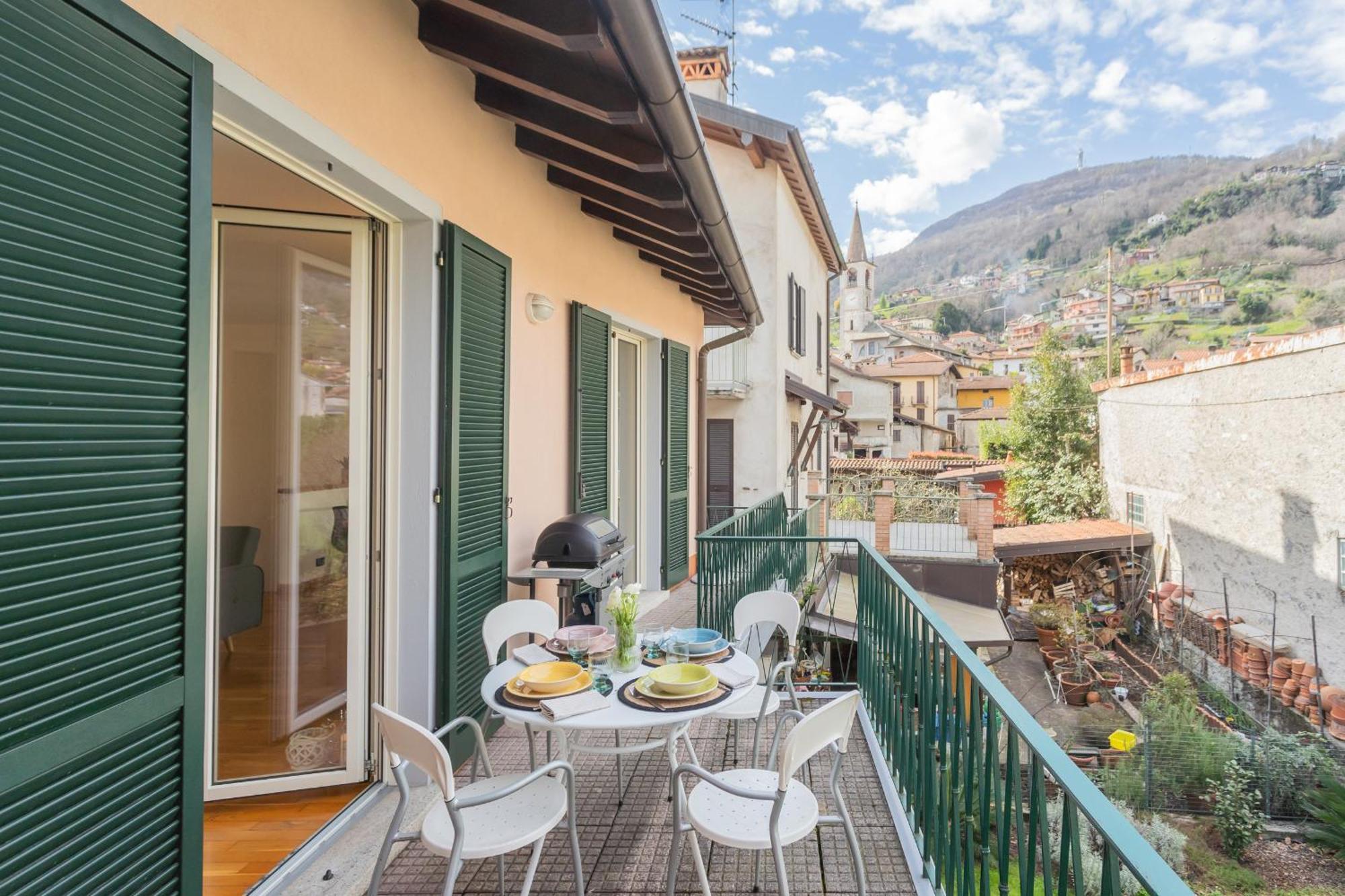 Ponente Balcony & Garden By Rent All Como Gravedona Eksteriør bilde