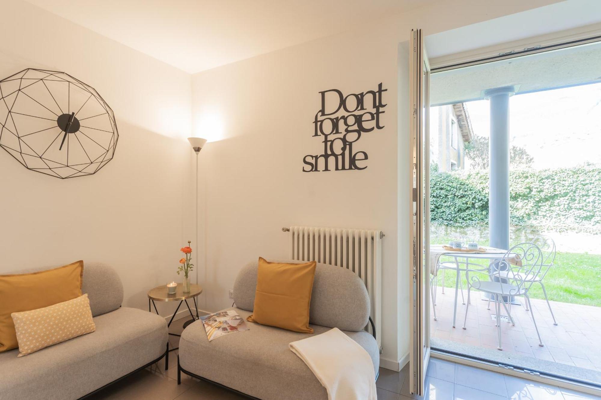 Ponente Balcony & Garden By Rent All Como Gravedona Eksteriør bilde