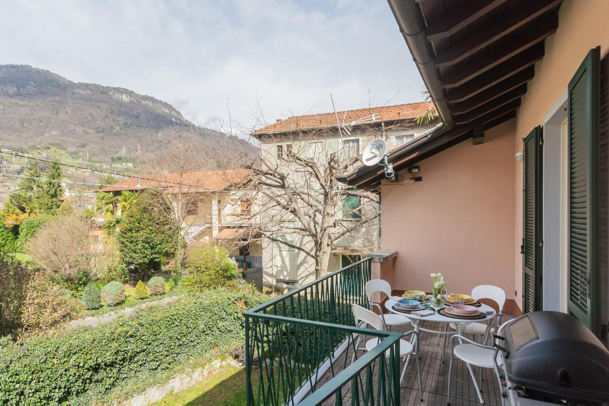 Ponente Balcony & Garden By Rent All Como Gravedona Eksteriør bilde