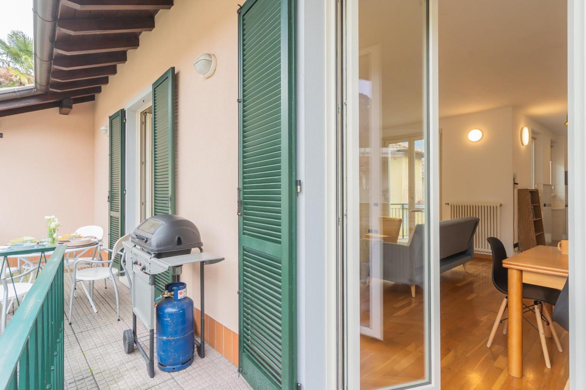 Ponente Balcony & Garden By Rent All Como Gravedona Eksteriør bilde
