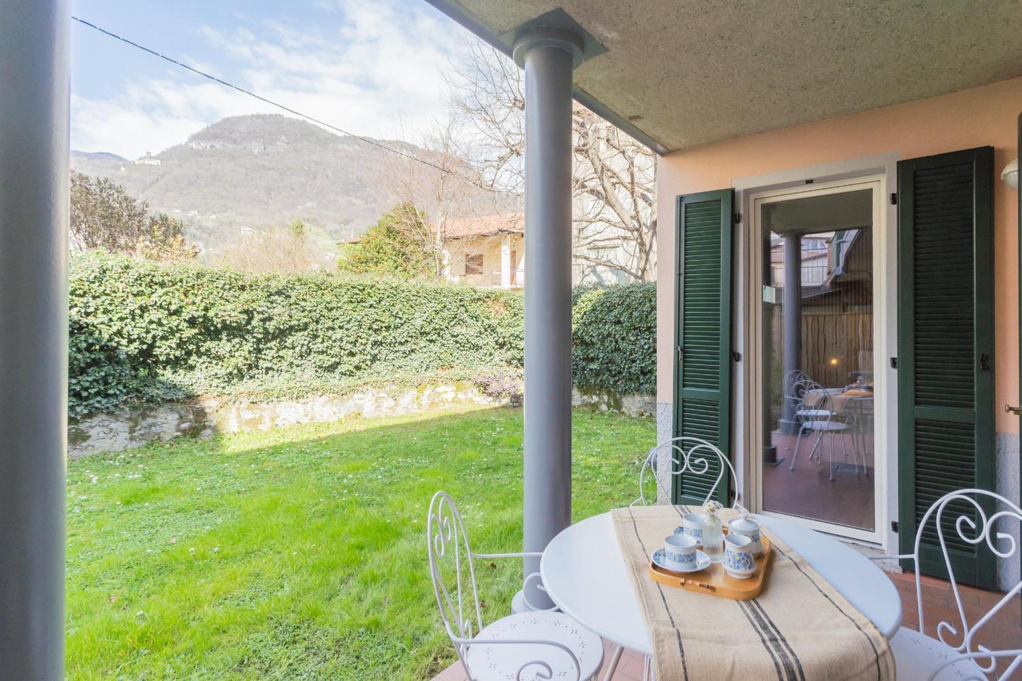 Ponente Balcony & Garden By Rent All Como Gravedona Eksteriør bilde