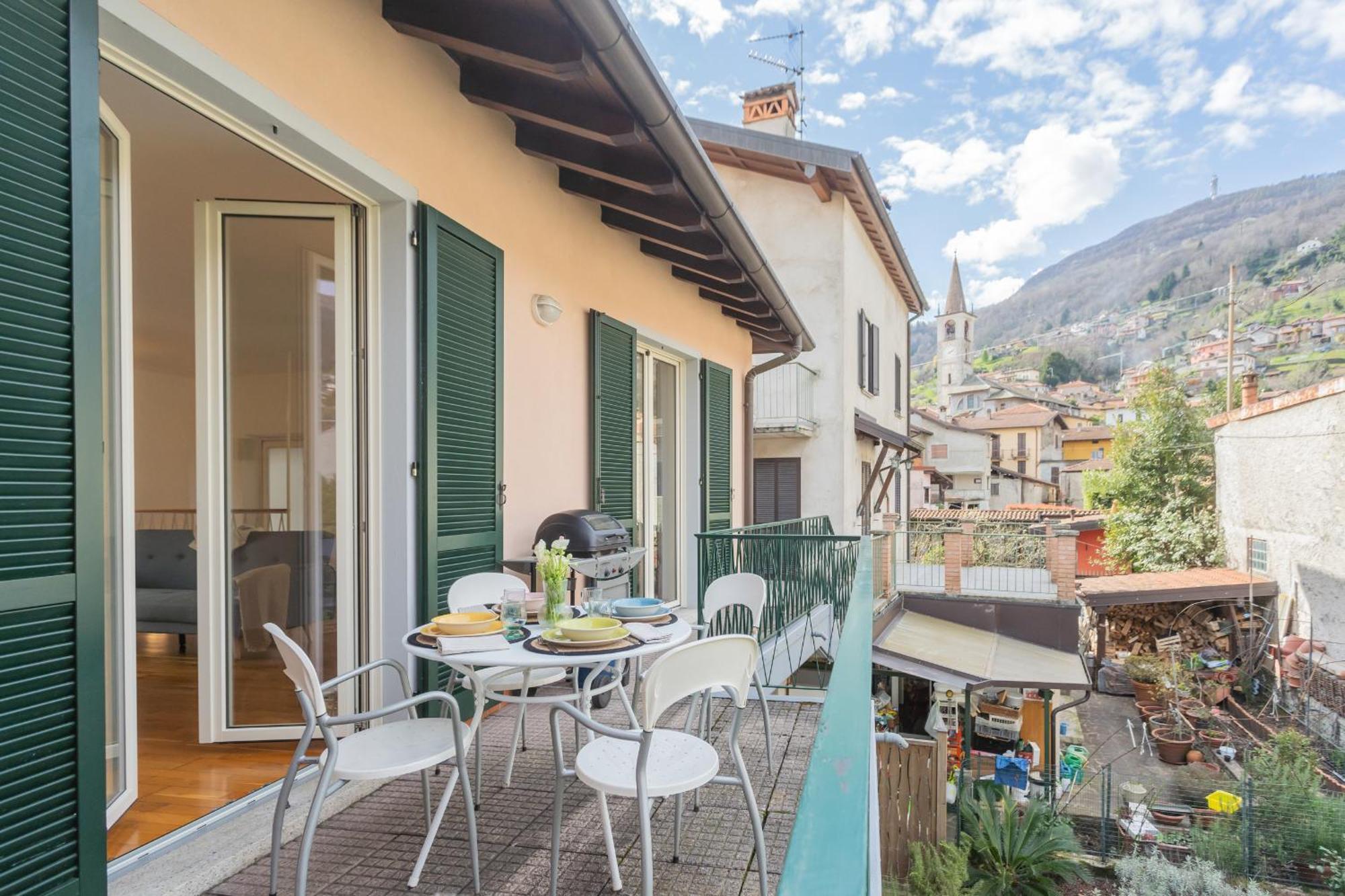 Ponente Balcony & Garden By Rent All Como Gravedona Eksteriør bilde